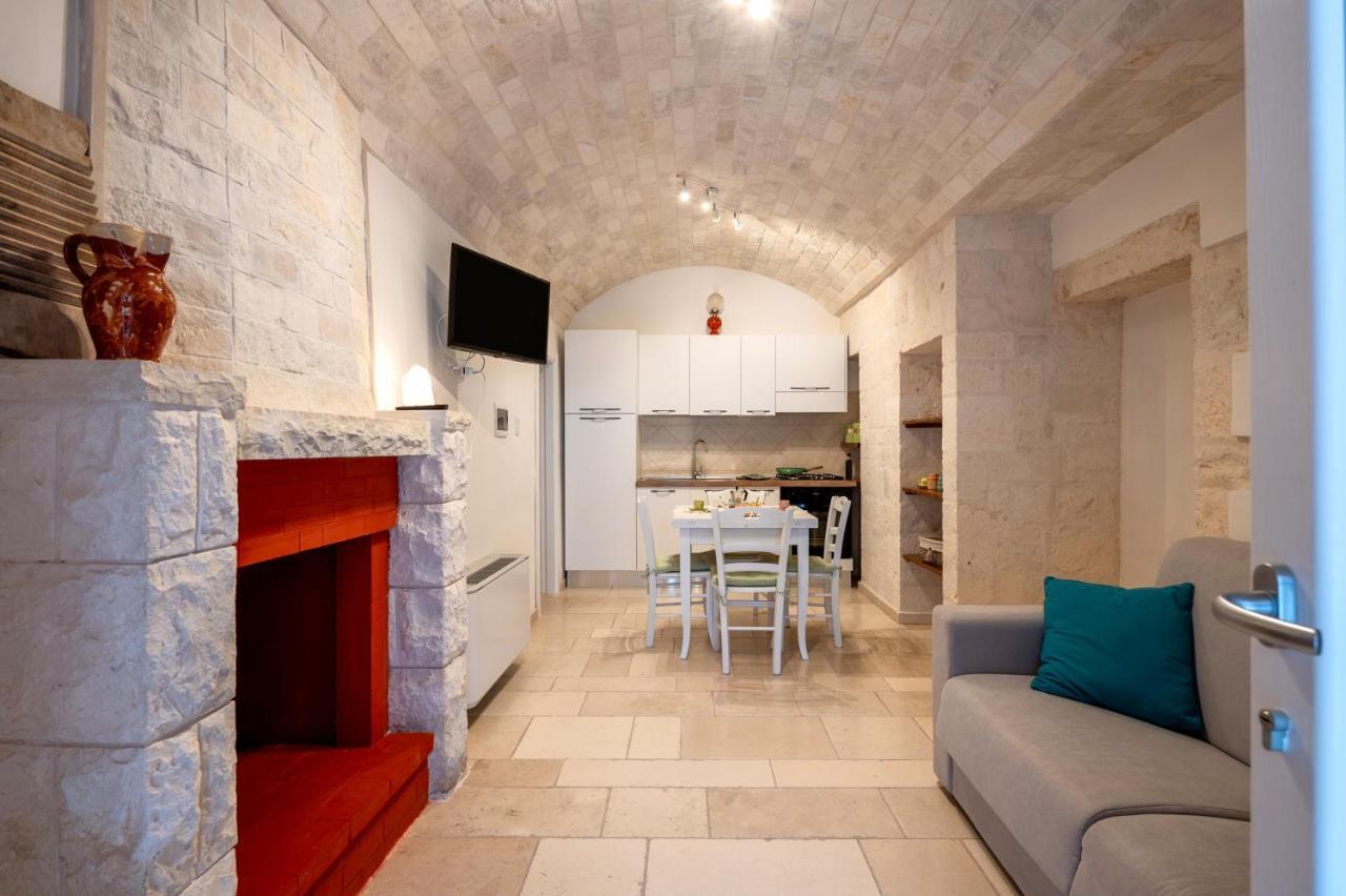 Trullo Il Focolare In Masseria Чистерніно Екстер'єр фото