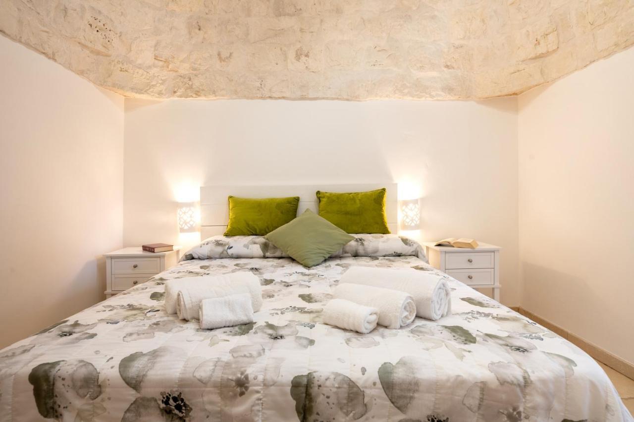 Trullo Il Focolare In Masseria Чистерніно Екстер'єр фото