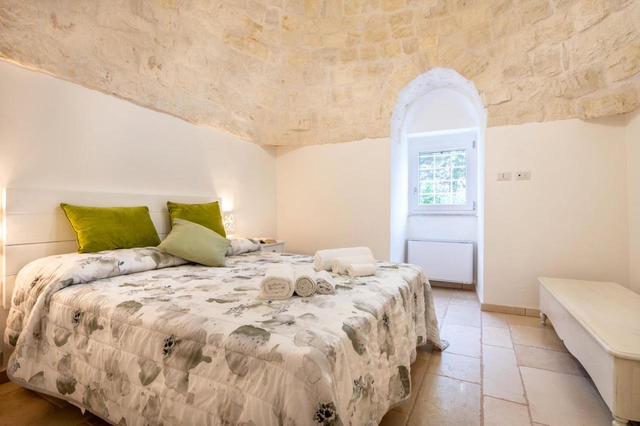 Trullo Il Focolare In Masseria Чистерніно Екстер'єр фото