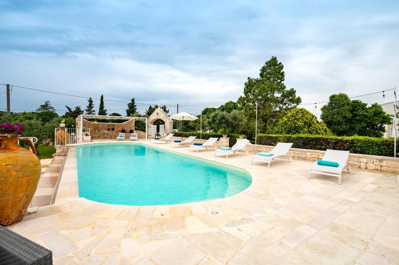 Trullo Il Focolare In Masseria Чистерніно Екстер'єр фото