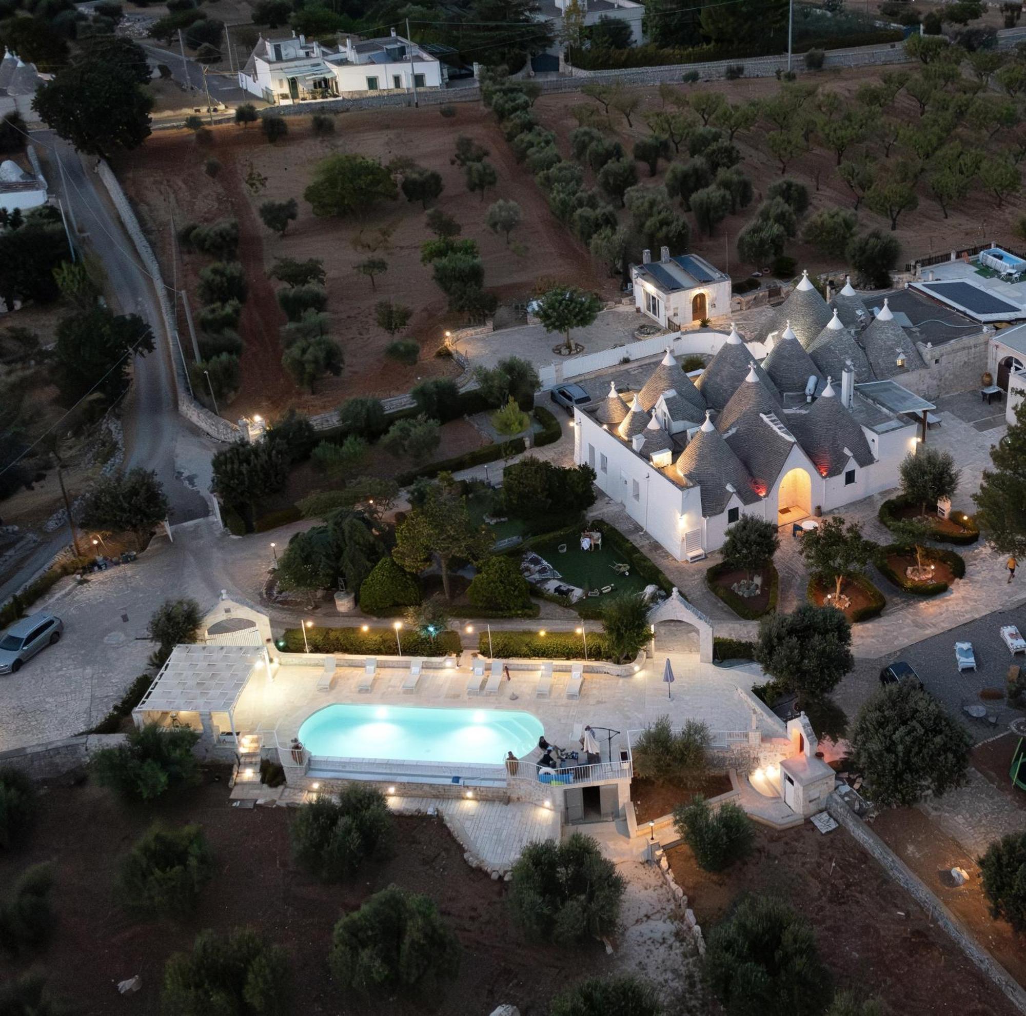 Trullo Il Focolare In Masseria Чистерніно Екстер'єр фото
